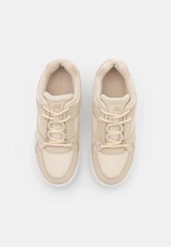 Anna Field Leather - Sneakers Laag - Beige 11 Anna Field Leather - Sneakers Laag - Beige -Anna Field 04fe61e680f04acabe815c2e809e364c scaled