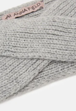 Anna Field Oorwarmers - Grey -Anna Field 102ac832352a460c88c8cefa9b71af39 scaled