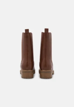 Korte Laarzen - Cognac 9 Korte Laarzen - Cognac -Anna Field 11cc816703e44a329ef1309ce8676b61 scaled