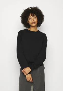 Anna Field Basic CleanCrew Neck Sweatshirt- Sweater - Black