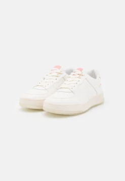 Anna Field Sneakers Laag - White 8 Anna Field Sneakers Laag - White -Anna Field 507e232a6d18471b92b45eeae17e5515 scaled