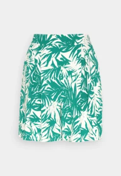 Anna Field Shorts - Green/Off White 10 Anna Field Shorts - Green/Off White -Anna Field 5f6994548d7244ab88b97367488fefbd scaled