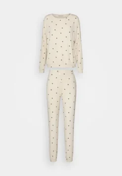 Anna Field Pyjama - Off White -Anna Field 6a21215123294386a7836582b980b35d scaled