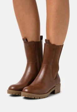 Korte Laarzen - Cognac