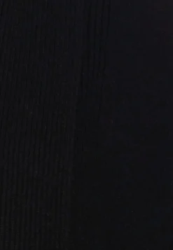 Anna Field Ribbed Fold Collar - Vest - Black 5 Anna Field Ribbed Fold Collar - Vest - Black -Anna Field 812a2b5b94464dad80bae2fb01fb6482 scaled