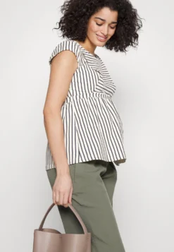 Maternity Baby Doll Nursing Tee- T-Shirt Print -Dark Blue/Off-White -Anna Field 84deaaa847f54f1f85ddd28347a732f0 scaled