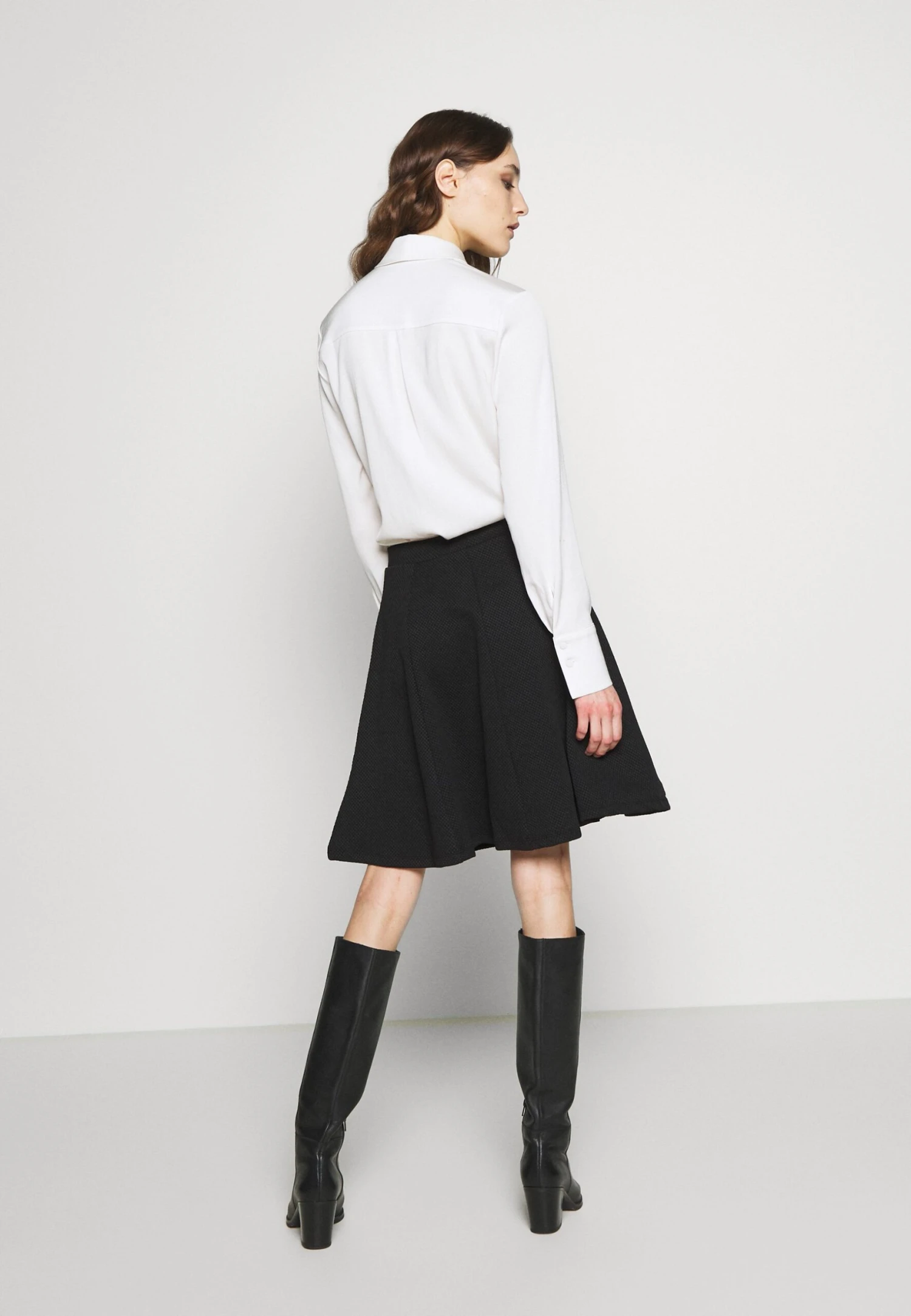 Anna Field Basic Mini A-Line Skirt - Minirok - Black 3 Anna Field Basic Mini A-Line Skirt - Minirok - Black - Afbeelding 3