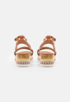 Anna Field Sandalen Met Plateauzool - Cognac -Anna Field a47815031de9415f97af106e2df7120a scaled