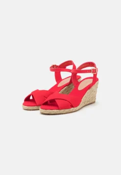 Anna Field Sandalen Met Sleehak - Red -Anna Field b5e9aa11bf55419990fd579edbc7abaa scaled