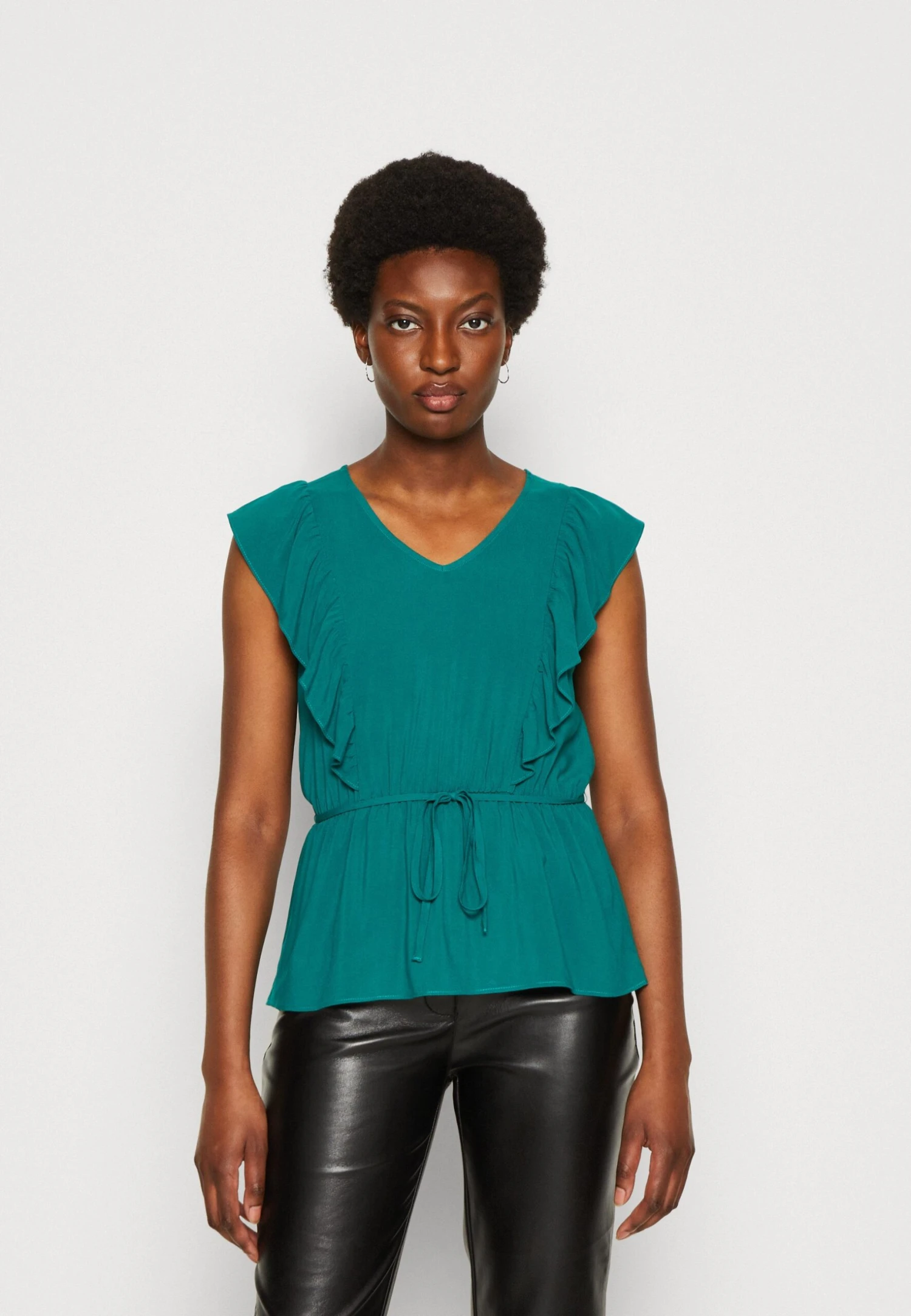 Anna Field Top - Green 1 Anna Field Top - Green