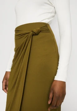 Anna Field Front Knot Midi Skirt - Kokerrok - Khaki 11 Anna Field Front Knot Midi Skirt - Kokerrok - Khaki -Anna Field d576750e077445fb85b1a7e2454a7d44 scaled