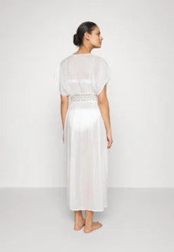 Anna Field Embroidered Cover Up/ 802 - Black - Strandaccessoire - 001 - White 8 Anna Field Embroidered Cover Up/ 802 - Black - Strandaccessoire - 001 - White -Anna Field dbadf91325544a1ca98f991a169e39ee scaled