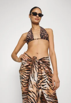 Anna Field Geo Print Sarong / 917 - Multi-Coloured - Wikkelrok - Multi-Coloured 9 Anna Field Geo Print Sarong / 917 - Multi-Coloured - Wikkelrok - Multi-Coloured -Anna Field dc17e0303d78408699fb119aff181c64 scaled