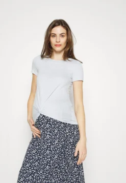 T-Shirt Basic - Light Blue