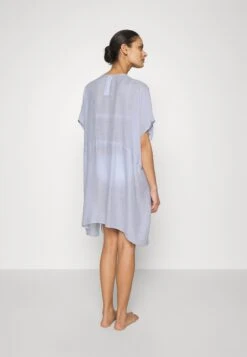 Anna Field Printed Short Kimono / 606 - Khaki_003 - Off-White - Strandaccessoire - 502 - Blue 7 Anna Field Printed Short Kimono / 606 - Khaki_003 - Off-White - Strandaccessoire - 502 - Blue -Anna Field ebe4555cc27f4c5990f5824b3719746a