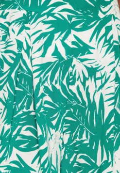 Anna Field Shorts - Green/Off White 11 Anna Field Shorts - Green/Off White -Anna Field fee4a64e479446a79f62f94204a5f0b6 scaled